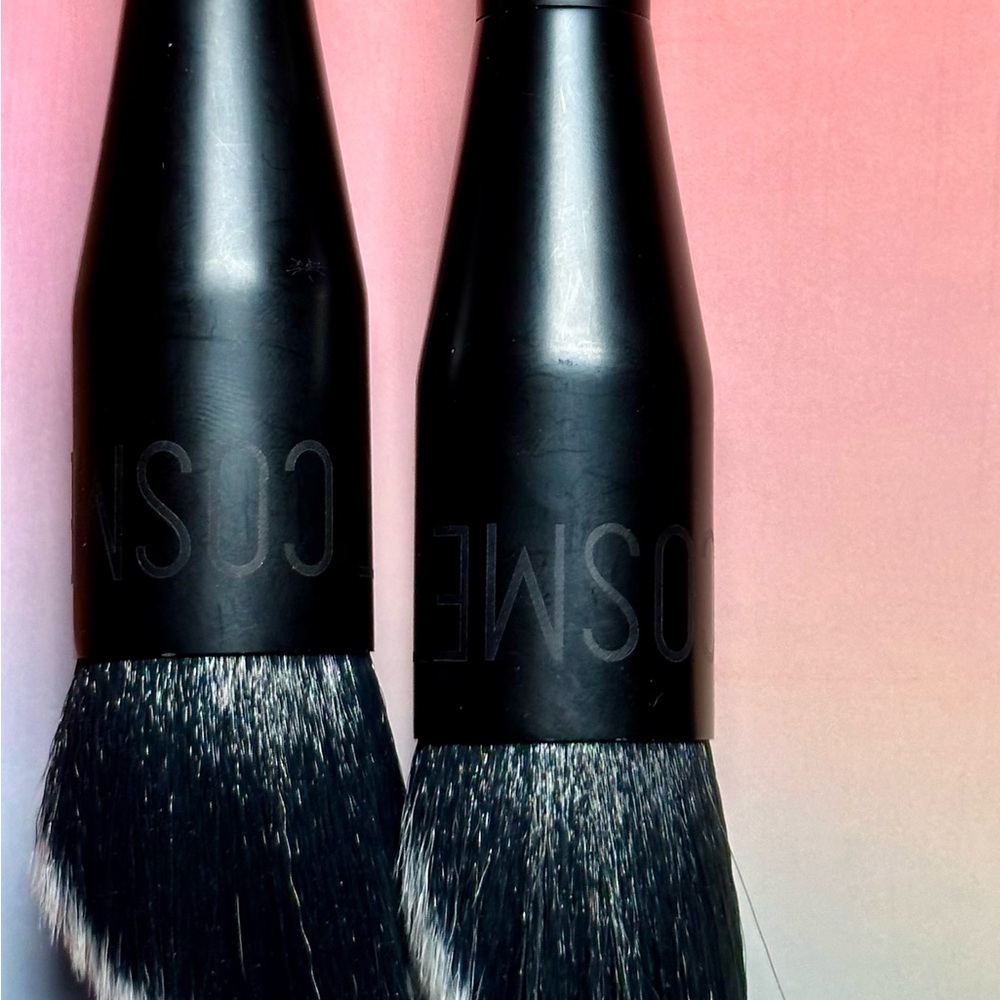 Bundle 4 MARILITA ONLY!! Set of 2 Melt Cosmetics Blend 716 Brushes - Picture 6 of 11